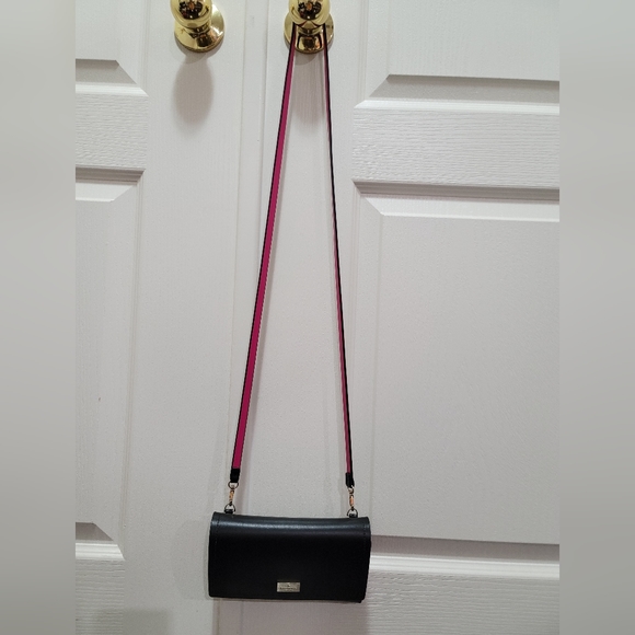 Kate Spade Wallet / Sling - Picture 5 of 8